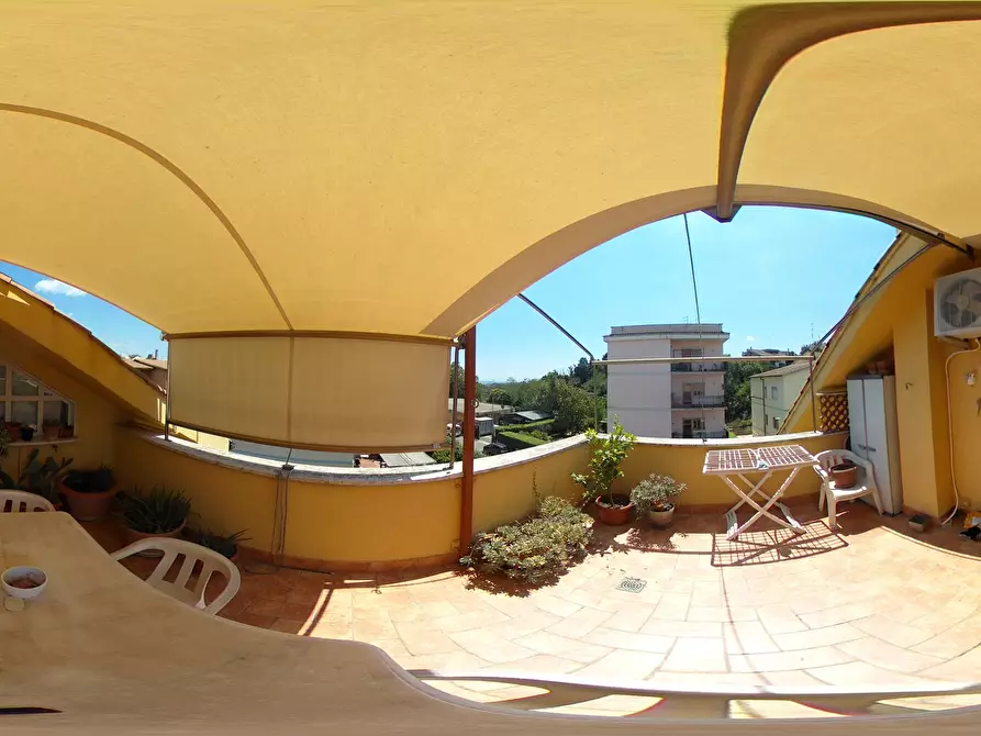 Immagine 36 di Attico in vendita  in Via Giuseppe di Vittorio 5 a Morlupo