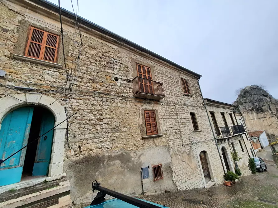 Immagine 4 di Rustico / casale in vendita  in Via San Lucia a Castropignano