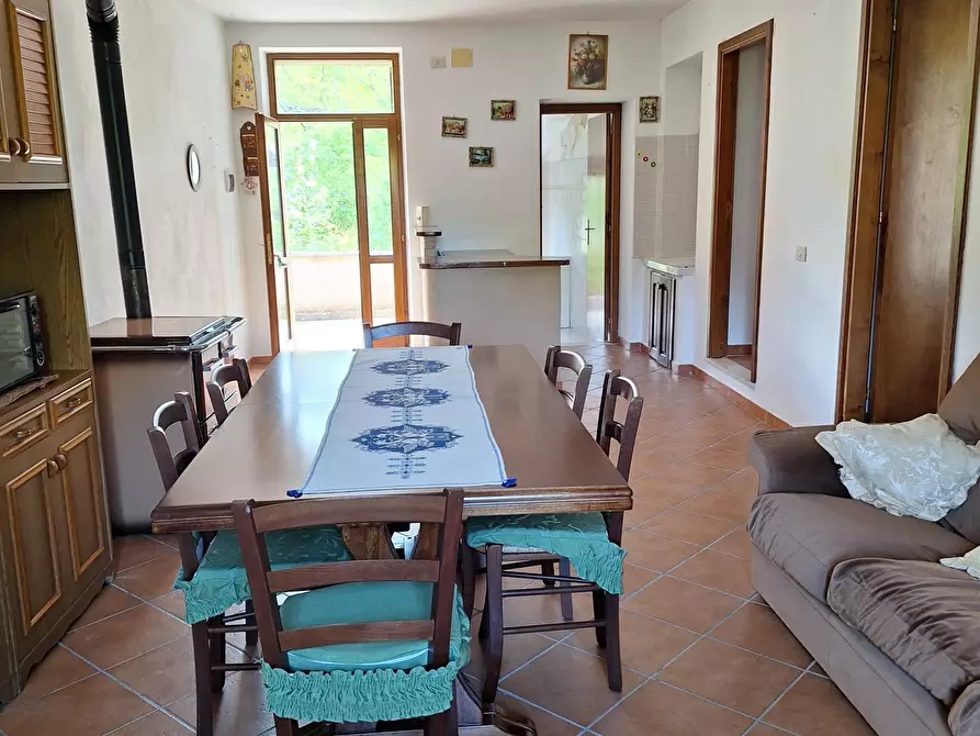 Immagine 6 di Attico in vendita  in Via Folignate 1 a Visso