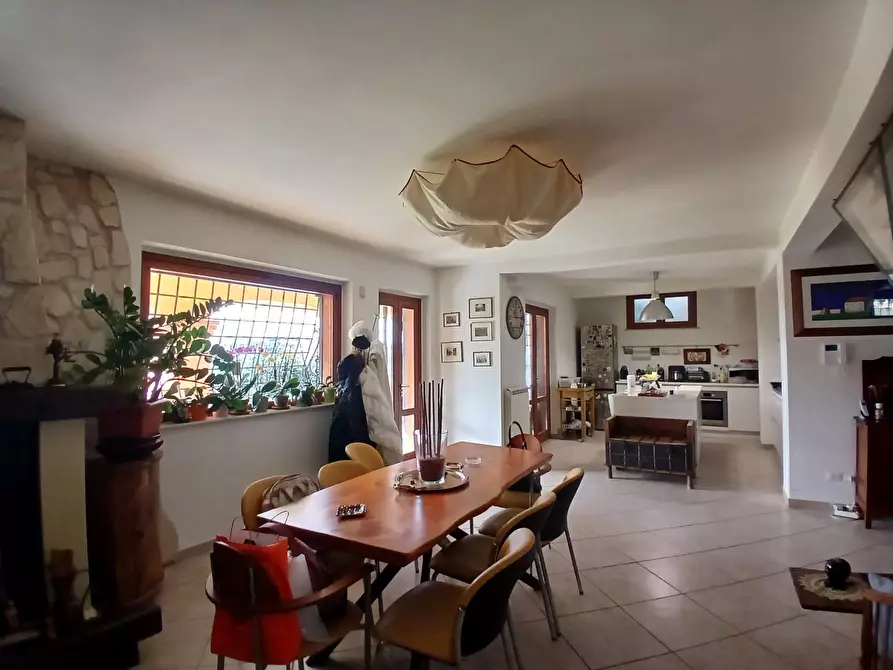 Immagine 105 di Villa in vendita  in Via Aldo Moro 889 a Morlupo