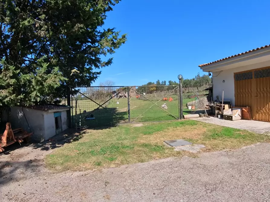 Immagine 19 di Villa in vendita  in Strada Comunale Campo Maggiore 10 a Rignano Flaminio
