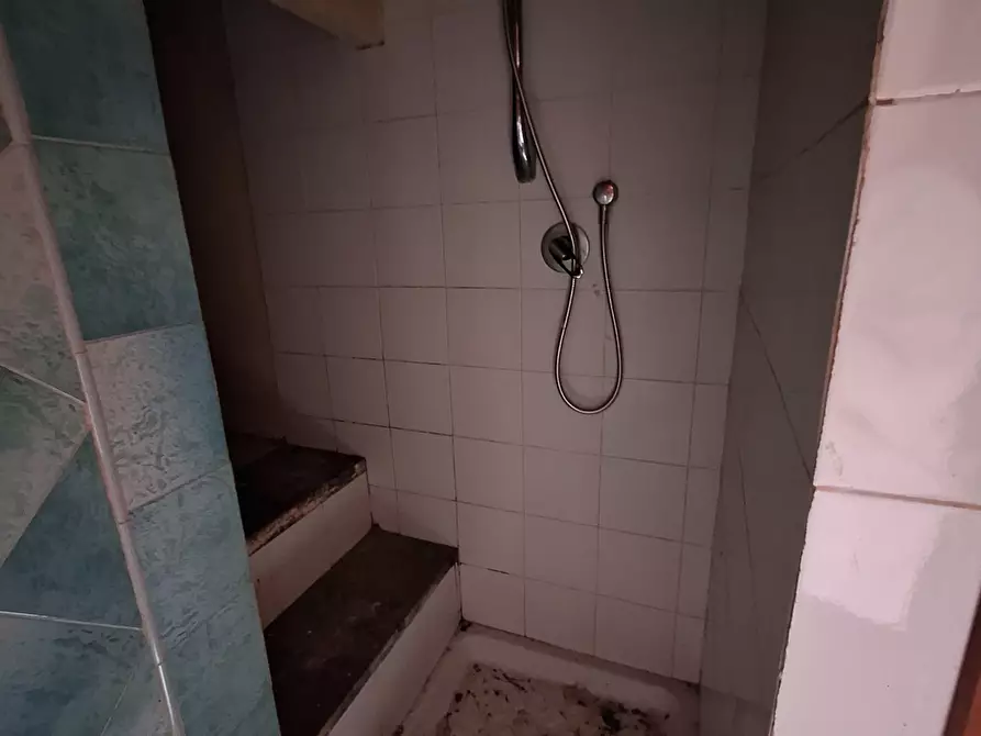 Immagine 15 di Bilocale in vendita  in Via Roma 16 a Faleria