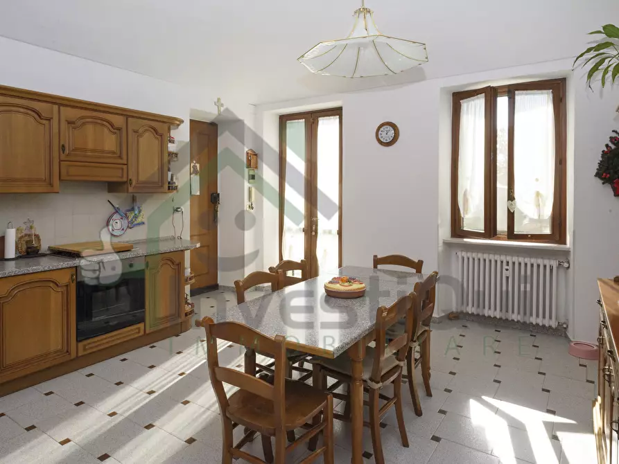 Immagine 11 di Quadrilocale in vendita  in Strada delle Rivette 3 a Nole