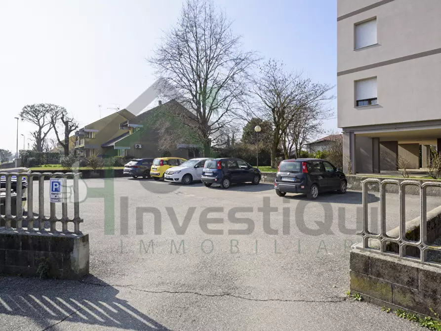 Immagine 38 di Trilocale in vendita  in Via Olivetti 4 a San Benigno Canavese