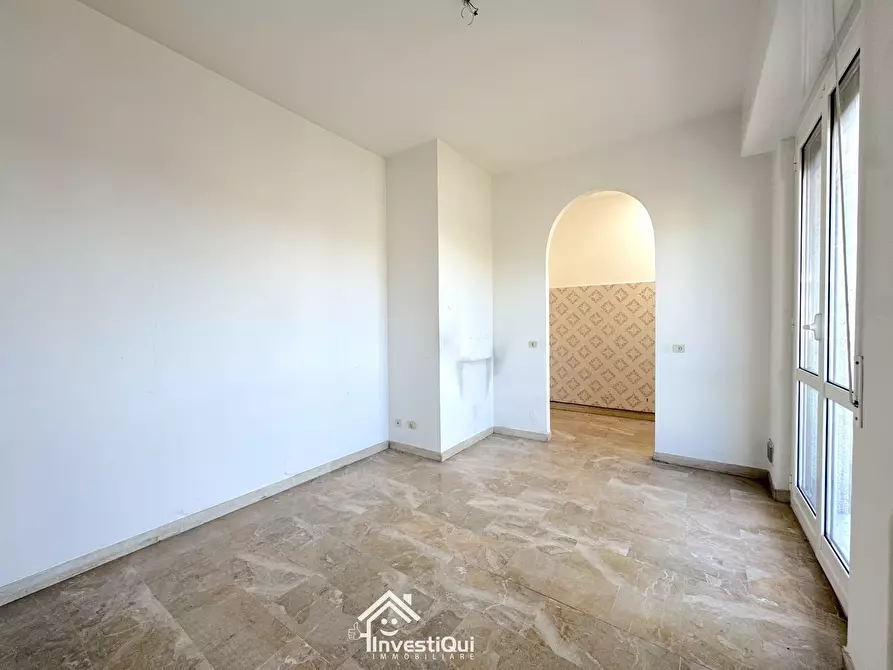 Immagine 8 di Bilocale in vendita  in Viale Riviera 22 a Pietra Ligure