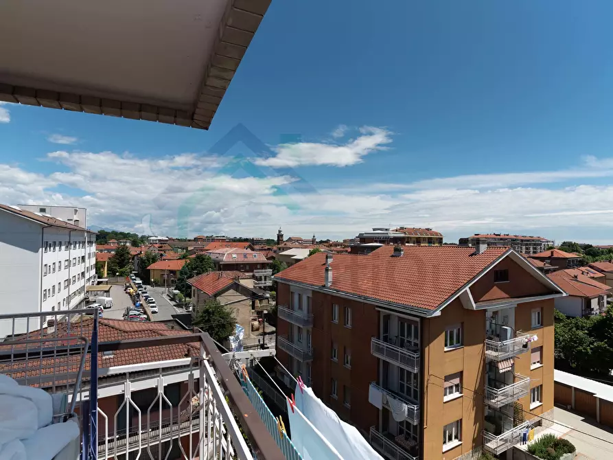 Immagine 6 di Quadrilocale in vendita  a Ciriè