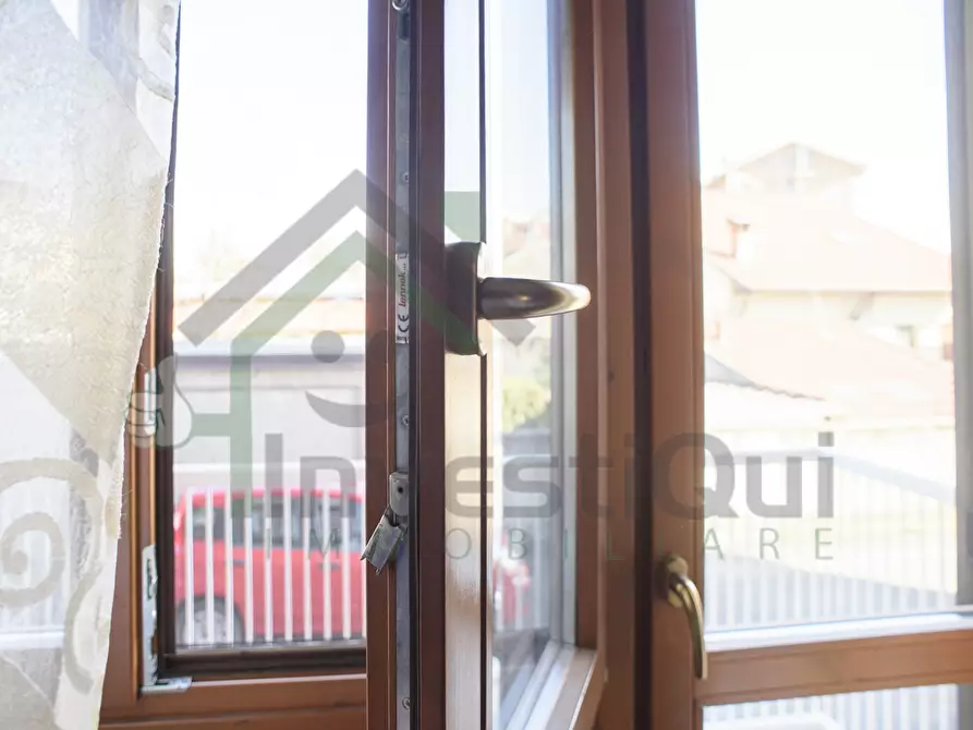 Immagine 34 di Quadrilocale in vendita  in Via Battitore 67 a Ciriè