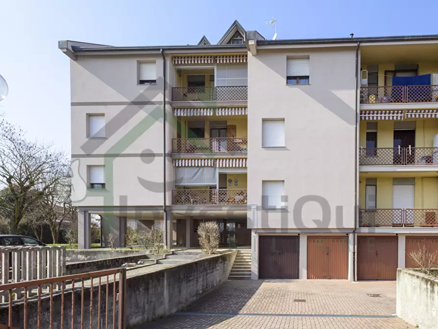 Immagine 2 di Trilocale in vendita  in Via Olivetti 4 a San Benigno Canavese