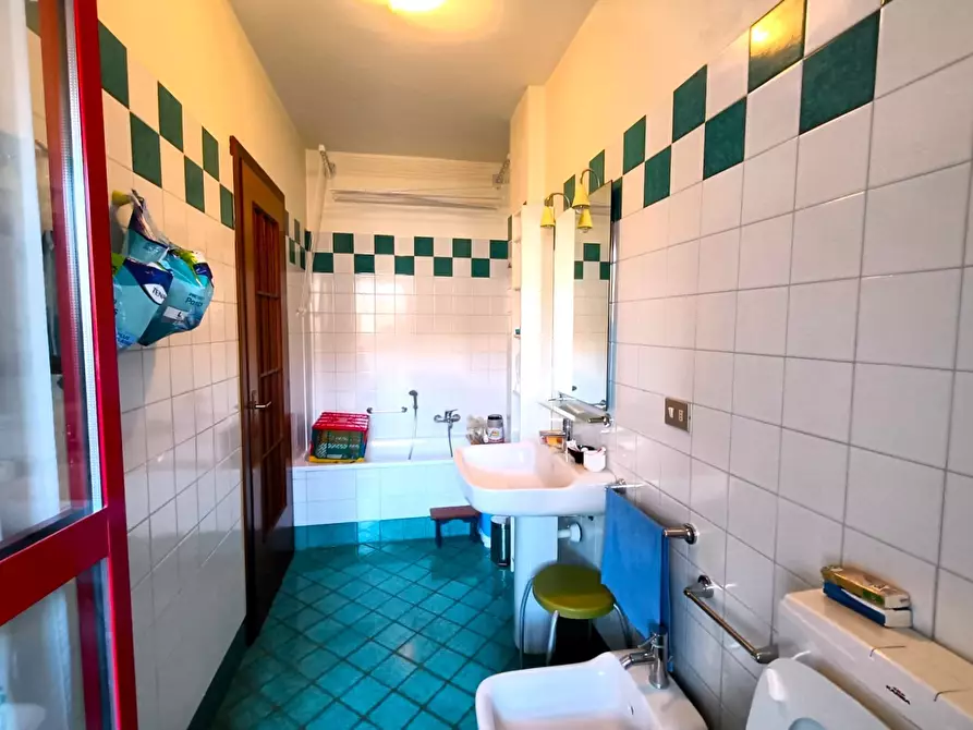 Immagine 31 di Pentalocale in vendita  in Via Villarbasse 32 a Torino