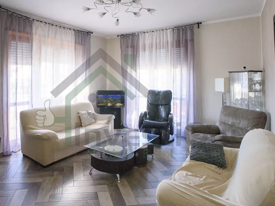 Immagine 1 di Quadrilocale in vendita  in Via Battitore 67 a Ciriè