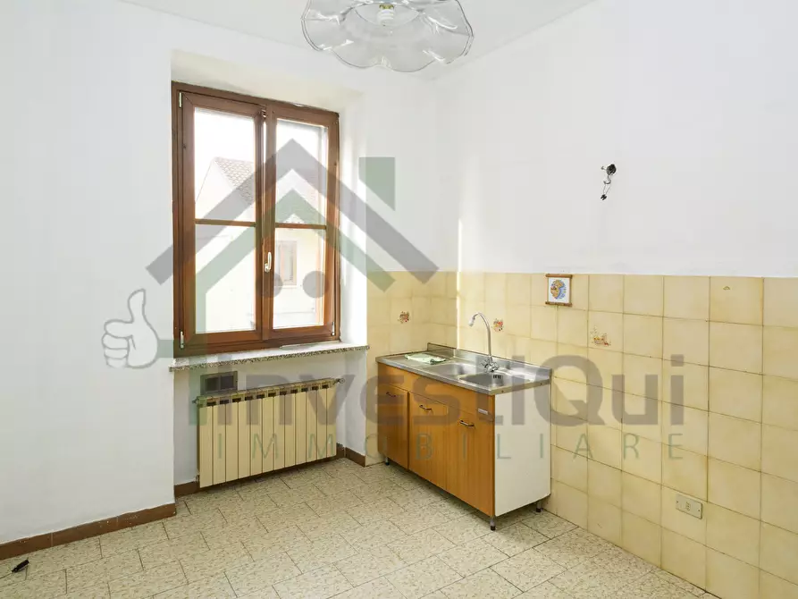 Immagine 6 di Quadrilocale in vendita  in Via Robassomero 15 a Ciriè