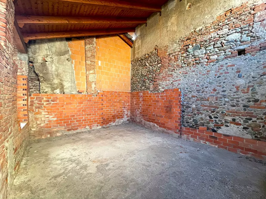 Immagine 27 di Terratetto in vendita  in Piazza Castello 30 a Ciriè