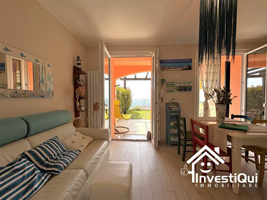 Immagine 14 di Bilocale in vendita  in Via Brunenghi 11 a Magliolo