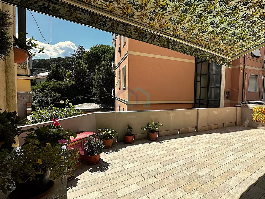 Immagine 1 di Trilocale in vendita  in Via Aicardi 34 a Celle Ligure