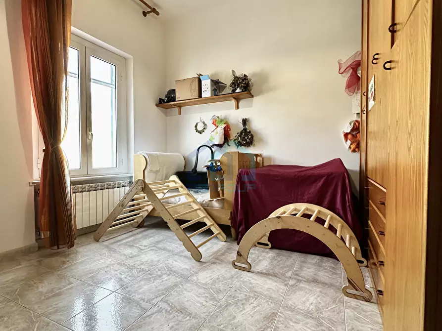 Immagine 12 di Pentalocale in vendita  in Via Savona 6 a Quiliano