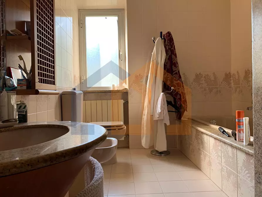 Immagine 28 di Appartamento in vendita  in Via Giovanni Amendola a Savona