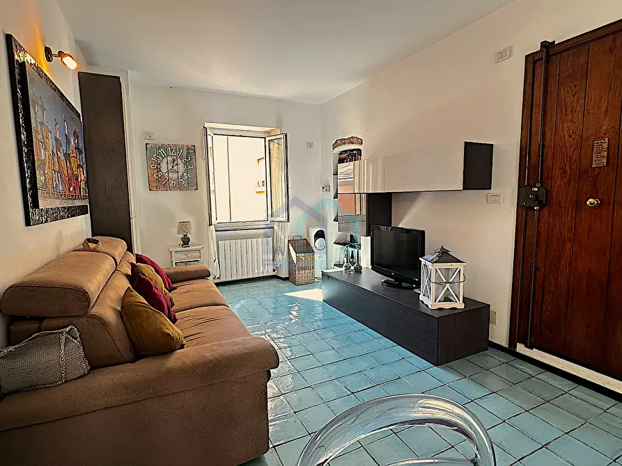 Immagine 2 di Bilocale in vendita  in Via Matteo Repetto 21 a Albissola Marina