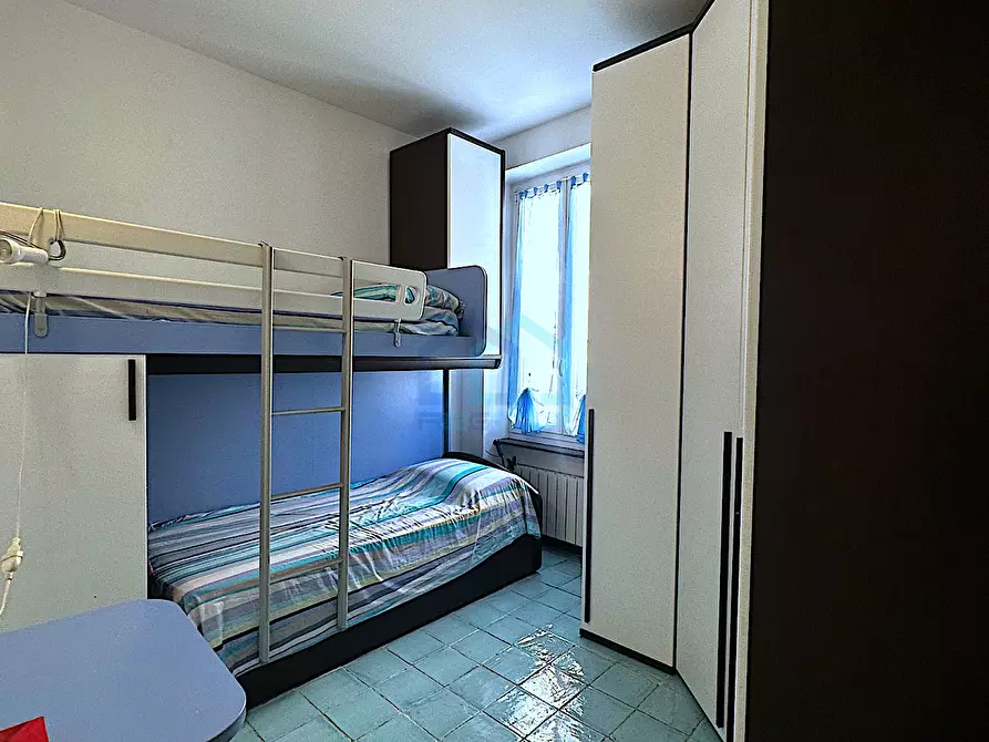 Immagine 12 di Bilocale in vendita  in Via Matteo Repetto 21 a Albissola Marina