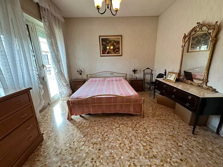 Immagine 10 di Pentalocale in vendita  in Via Marche 83 a Fonte Nuova