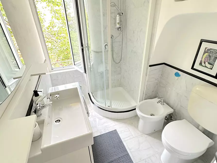 Immagine 8 di Bilocale in affitto  a Chiavari