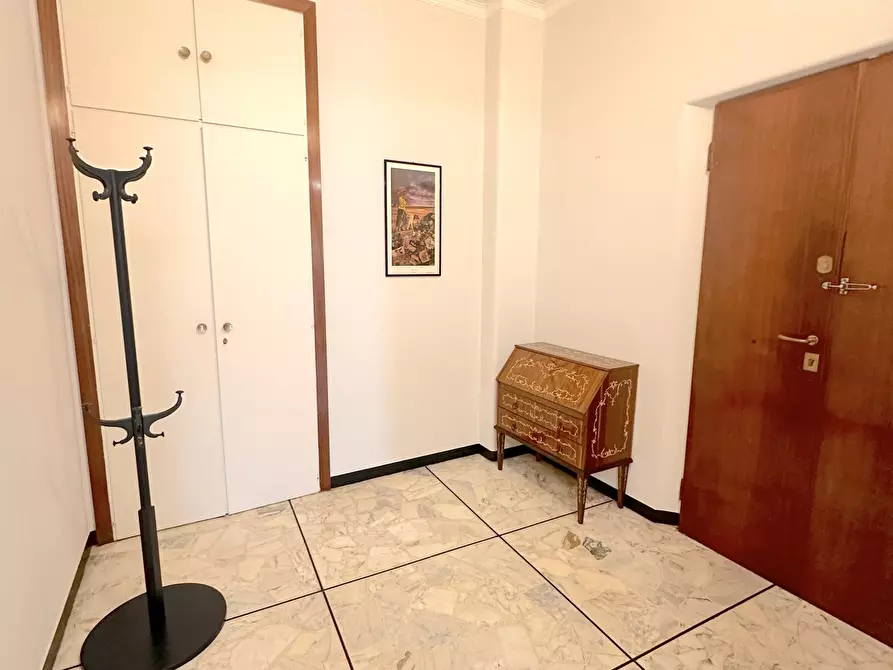 Immagine 11 di Quadrilocale in affitto  a Chiavari