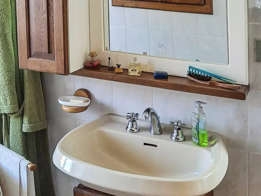 Immagine 41 di Terratetto in vendita  in Villa Brigati 16 a Tornolo