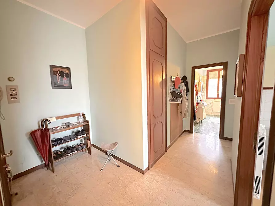 Immagine 8 di Trilocale in affitto  a Chiavari