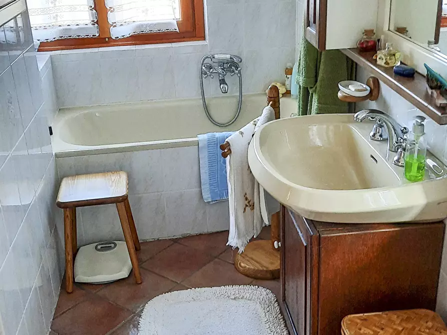 Immagine 39 di Terratetto in vendita  in Villa Brigati 16 a Tornolo