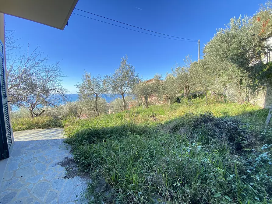 Immagine 11 di Casa indipendente in vendita  a Cogorno