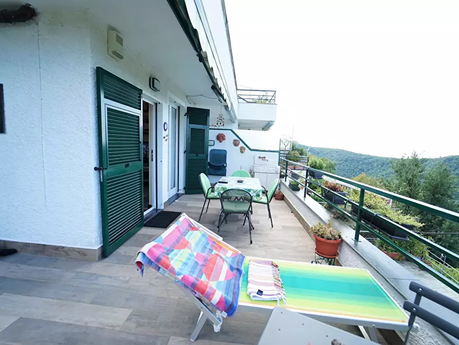 Immagine 29 di Bilocale in affitto  a Chiavari