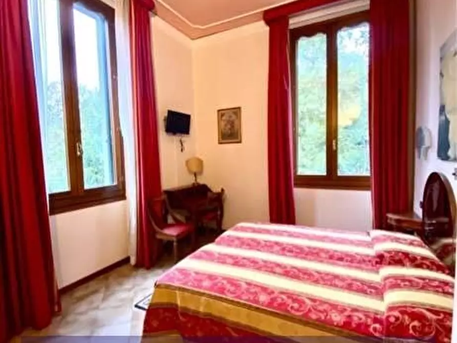 Immagine 11 di Albergo/B&B/Residence in vendita  in Piazza Ferrucci a Firenze