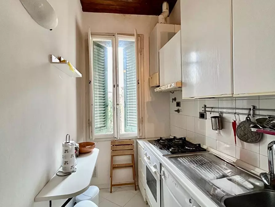 Immagine 11 di Trilocale in affitto  in Via delle Ruote a Firenze