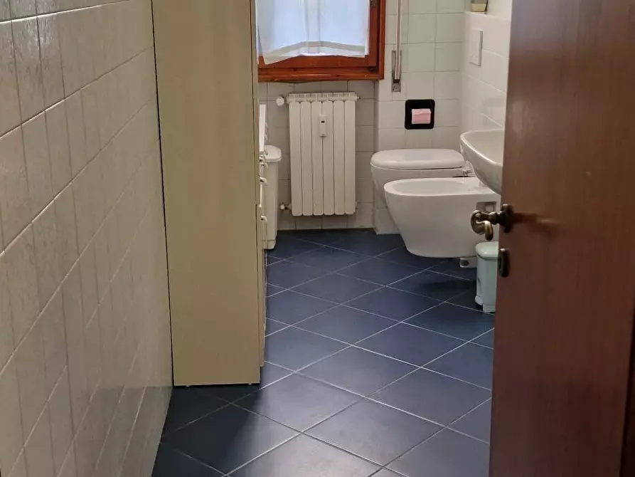 Immagine 12 di Stanza singola in affitto  in Via Cecioni a Firenze