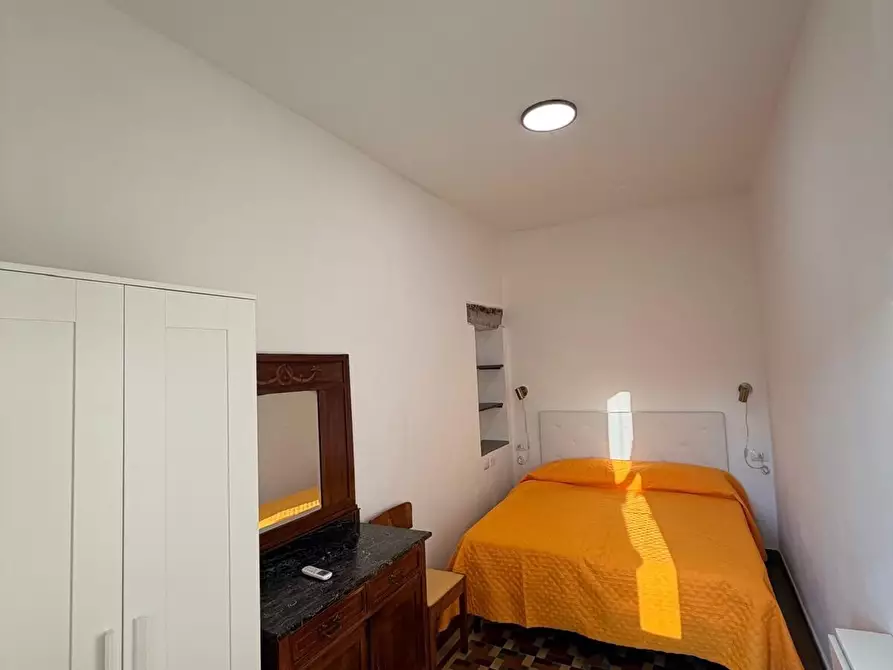 Immagine 8 di Quadrilocale in affitto  in Via Palestro a Firenze