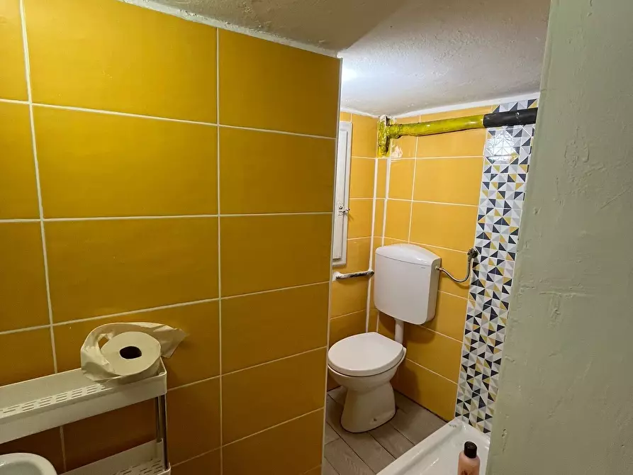 Immagine 5 di Laboratorio in affitto  in Via Baracca a Firenze