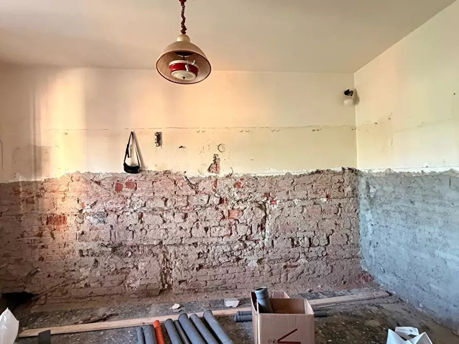 Immagine 9 di Bilocale in vendita  in Via Cimabue a Scandicci