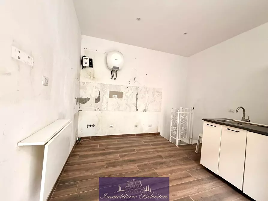 Immagine 7 di Locale commerciale in vendita  in Piazza Leopoldo a Firenze