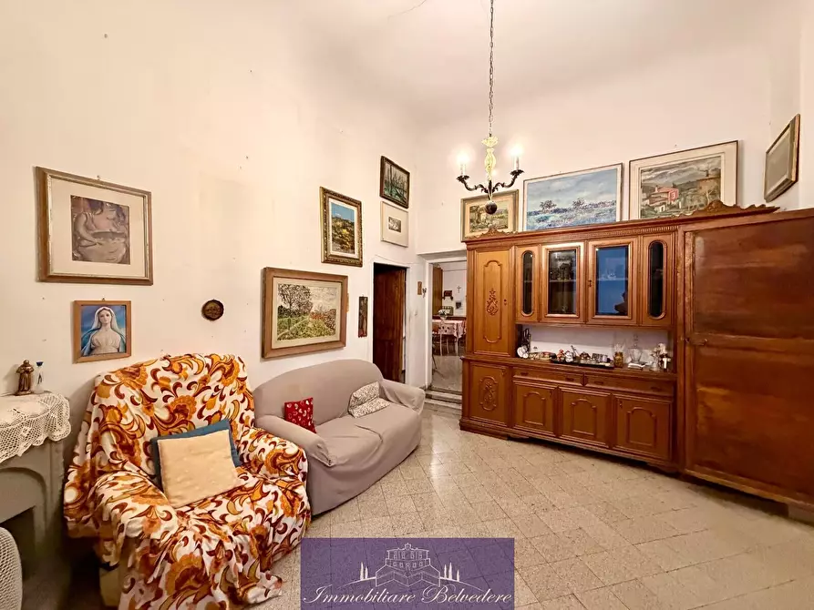 Immagine 14 di Appartamento in vendita  in Piazza Santa Trinita a Firenze