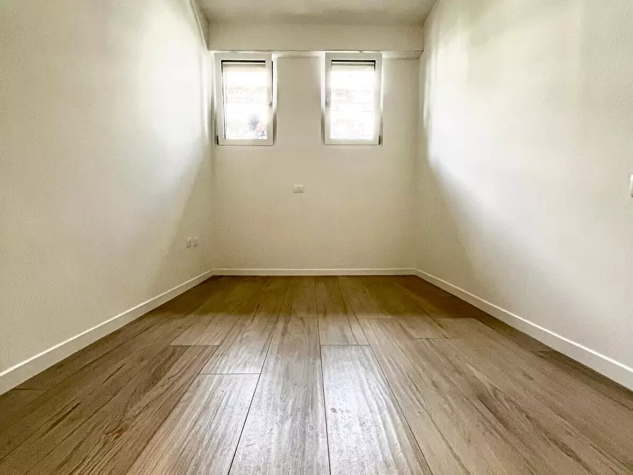 Immagine 5 di Trilocale in vendita  in Via Traversari a Firenze