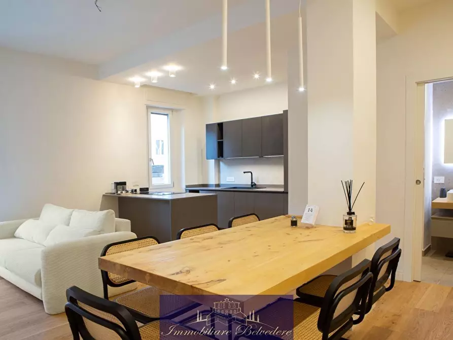 Immagine 23 di Trilocale in vendita  in Via Centostelle a Firenze