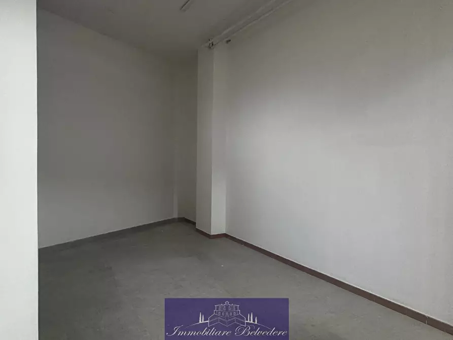 Immagine 11 di Garage in vendita  in Piazza Pietro Mascagni a Firenze