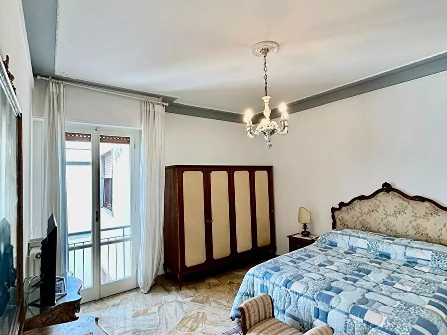 Immagine 9 di Appartamento in vendita  in Via Nino Bixio a Firenze