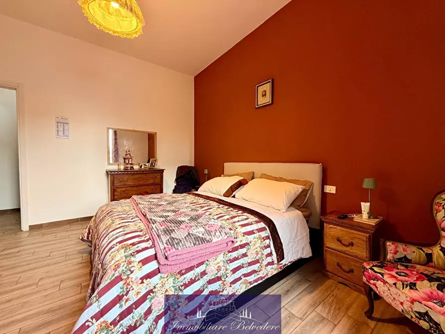 Immagine 13 di Bilocale in vendita  in Via Ghiberti a Scandicci