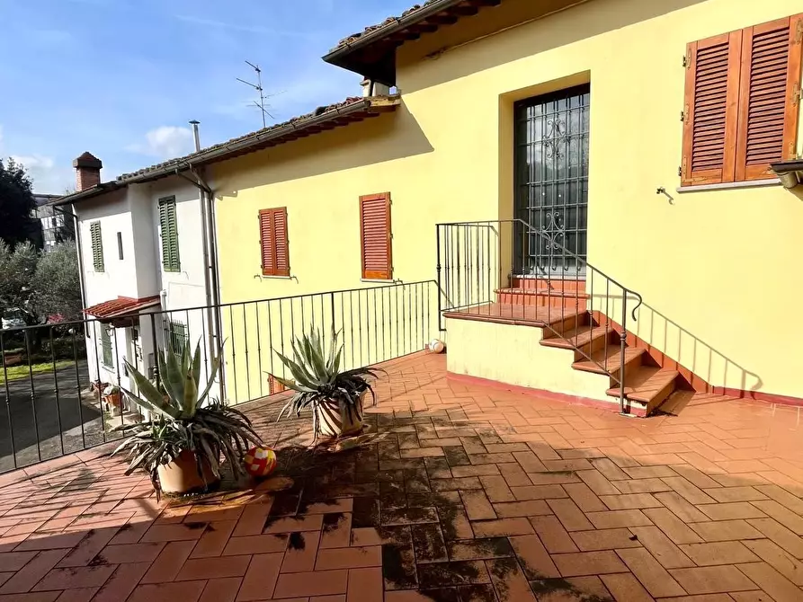 Immagine 16 di Appartamento in vendita  in Via Simone Martini a Firenze