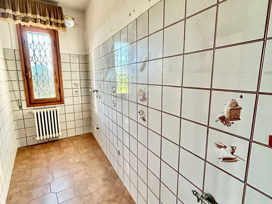 Immagine 7 di Trilocale in vendita  in Via San Francesco d' Assisi a Lastra A Signa