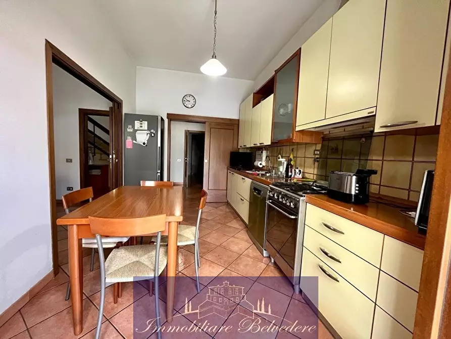 Immagine 40 di Villetta a schiera in vendita  in Via Trento a Campi Bisenzio