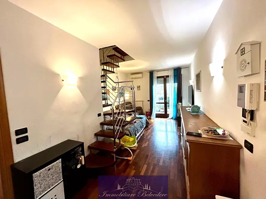 Immagine 3 di Appartamento in vendita  in Via della Nave di Brozzi a Firenze