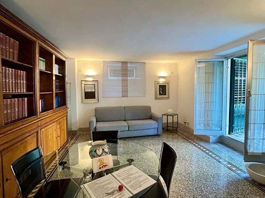 Immagine 28 di Villa in vendita  in Via XX Settembre a Firenze