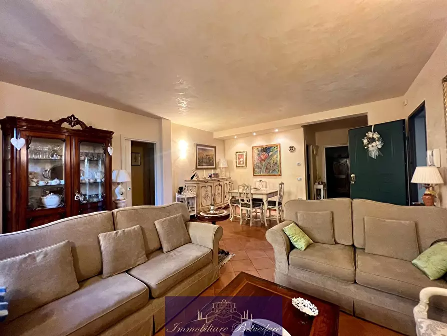 Immagine 35 di Villa in vendita  in Via Eugenio Montale a Montale