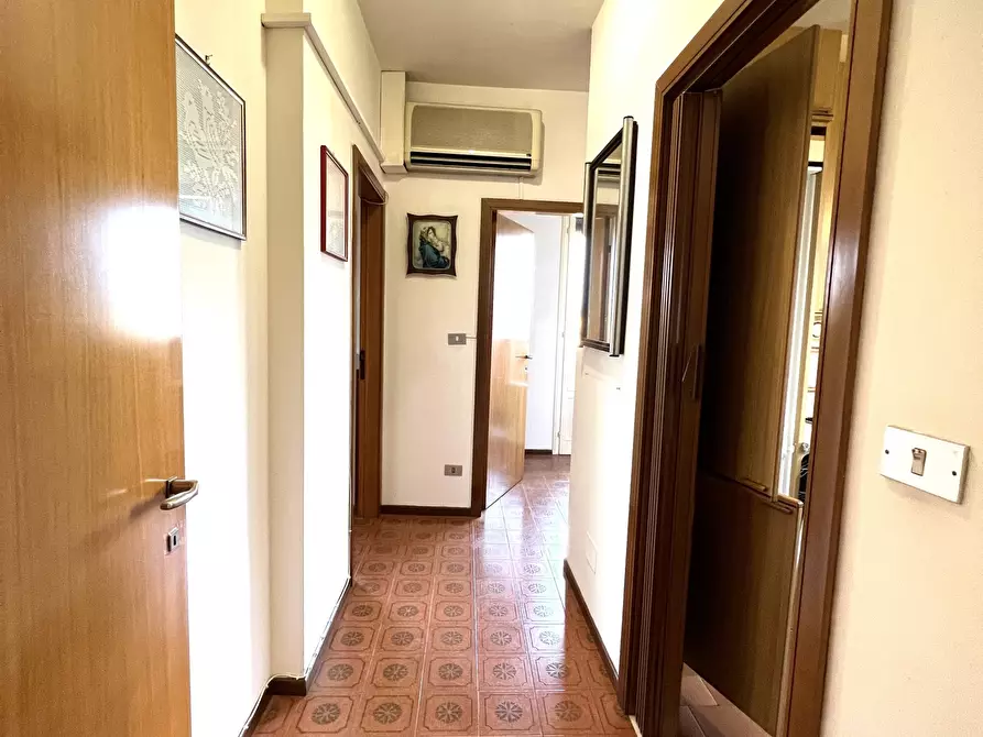 Immagine 10 di Trilocale in vendita  in Via Tommaso Rossi 209209 a Crevalcore